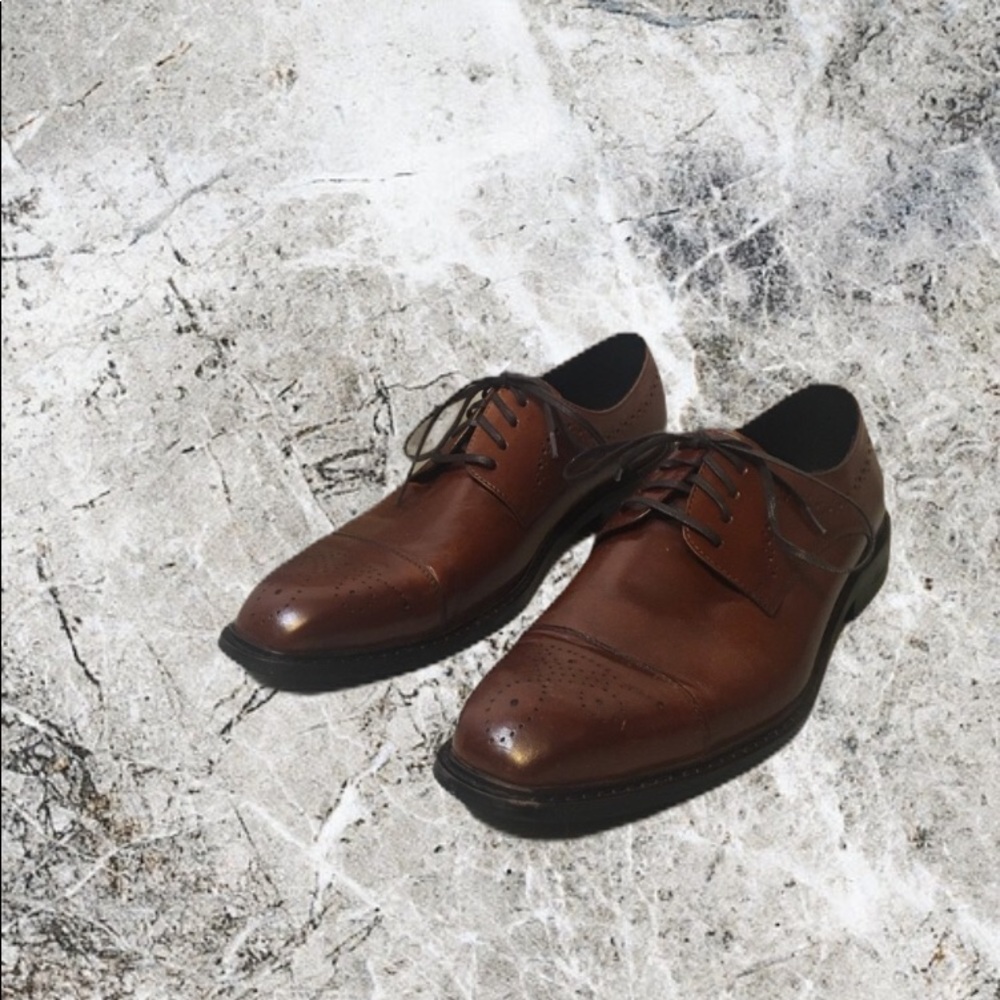 Kenneth Cole Men’s Brown Leather Dress Shoe 9.5M